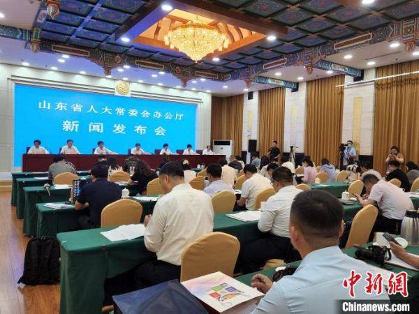 山东各级人大创新搭建“民意直通车” 推动地方精准立法