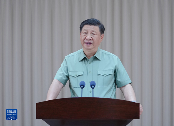 习近平在视察东部战区机关时强调锚定建军一百年奋斗目标 努力开创战区建设和备战打仗工作新局面
