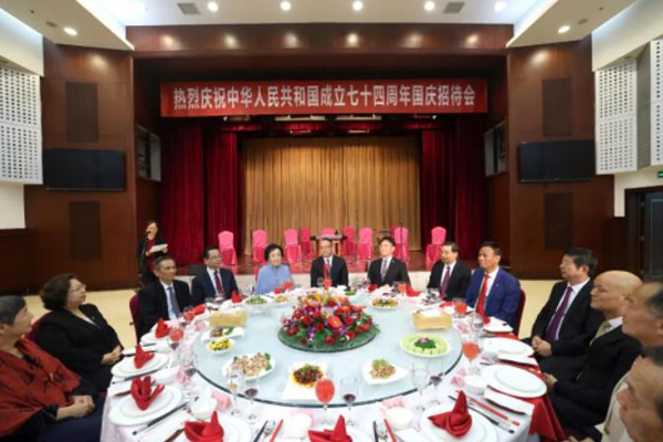  民革中央举办国庆招待会，邀台港澳同胞和海外侨胞共迎国庆