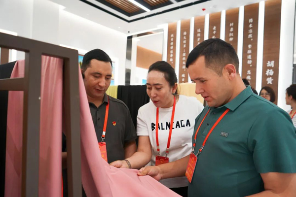 阿卜迪麦麦提·奥布力:“我不能让群众失望”