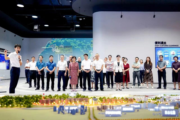 奔赴山海谋发展 共建通道聚合力