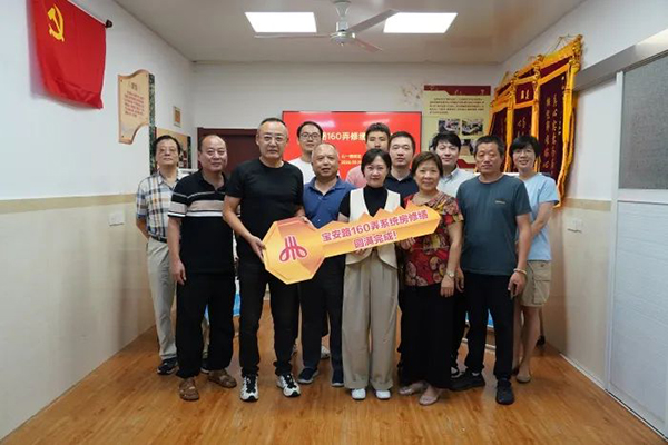 上海市虹口区：人大代表心系居民，老旧小区换新颜