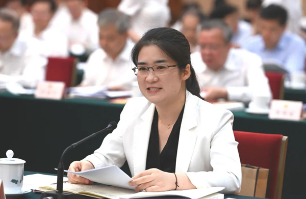 鲁曼：用炙热真心为乡村振兴发光发热