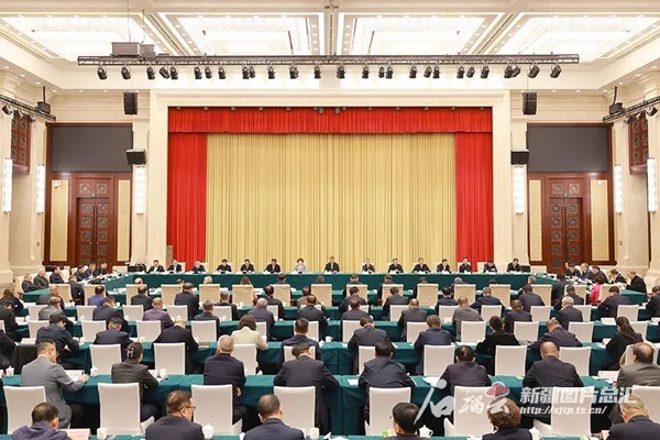 新疆维吾尔自治区庆祝全国人民代表大会成立70周年暨地方人大设立常委会45周年座谈会召开